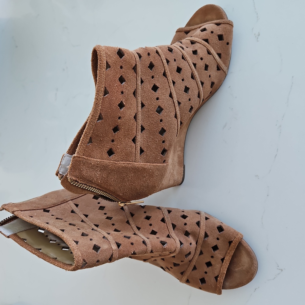MICHAEL KORS Leather and Suede Booties-Size 8